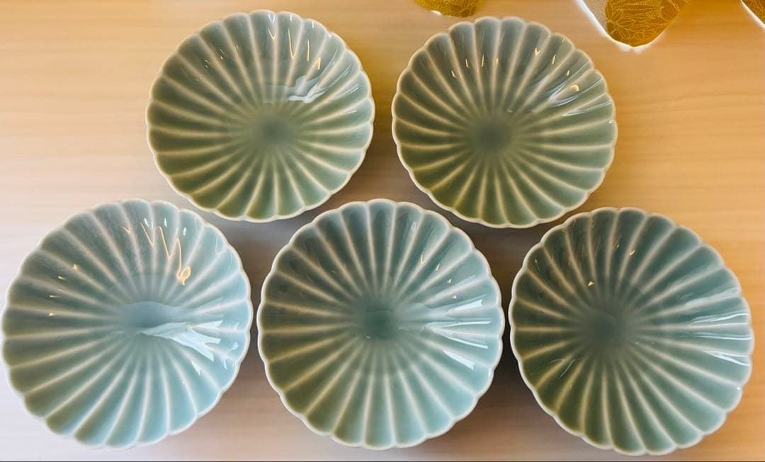 【未使用品】深川製磁　小皿5枚　菊花形青磁 菊割小付揃　宮内庁御用達