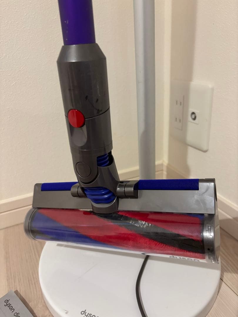 Dyson スティッククリーナー　掃除機 本体