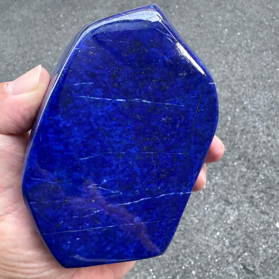 ☆ラピスラズリ☆5A☆引寄せ☆約625 g☆アフガニスタン産☆天然無着色☆磨き石