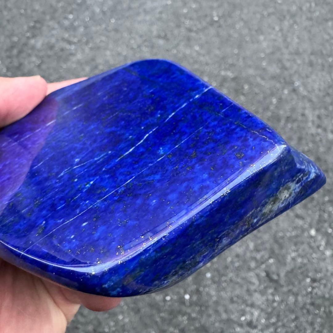 ☆ラピスラズリ☆5A☆引寄せ☆約625 g☆アフガニスタン産☆天然無着色☆磨き石