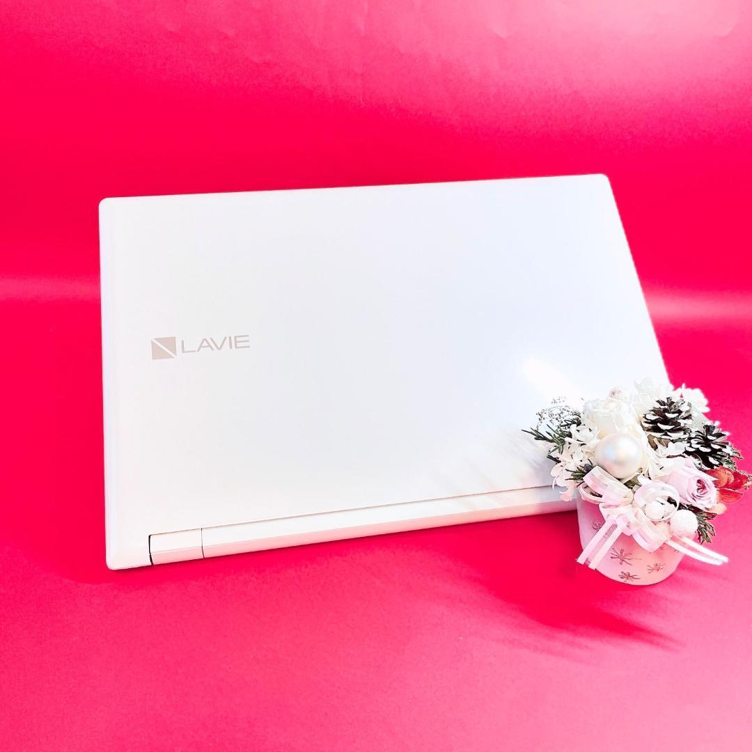 第8世代Corei7✨️ホワイト薄型ノートパソコン！Windows11カメラSSD