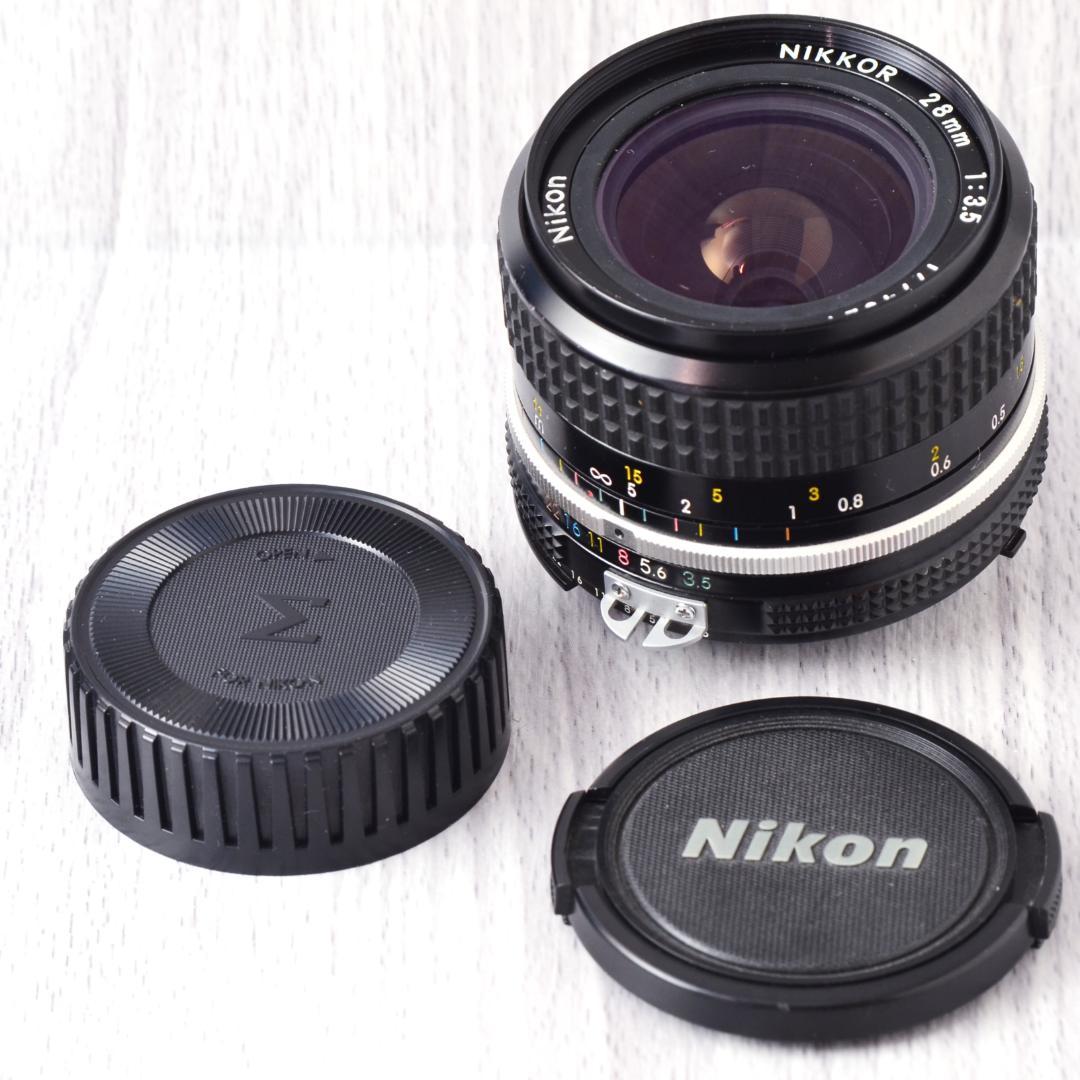 Nikon NIKKOR 28mm 1:3.5 Fマウントフィルムカメラレンズ