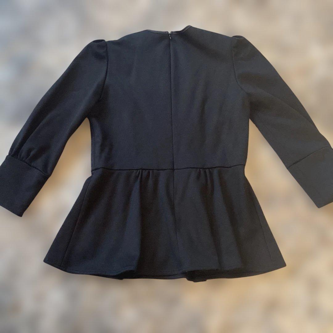 ⭐️新品未使用⭐️ ボーダーズアットバルコニー 黒 長袖 へプラムトップス 36