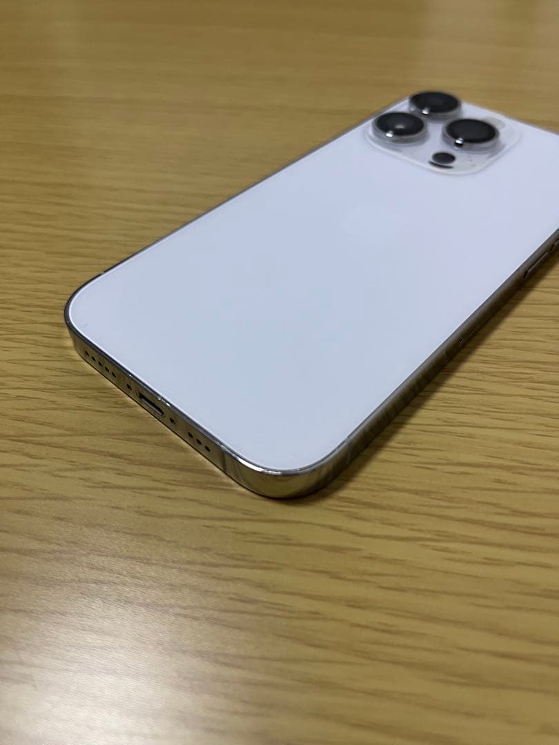 Apple iPhone 14 Pro シルバー 本体 256GB