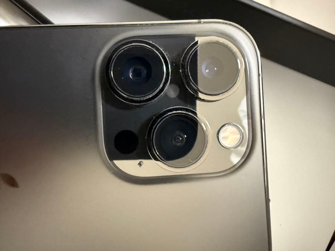 iPhone 13 Pro グラファイト 128GB ケース付き