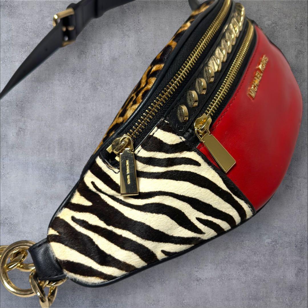 C702/マイケルコース MICHAEL KORS ボディバッグ レオパード