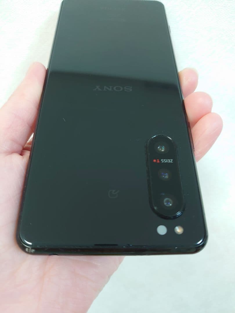 Xperia 5 II 5G SO-52A ブラック ジャンク品(画面スジ)