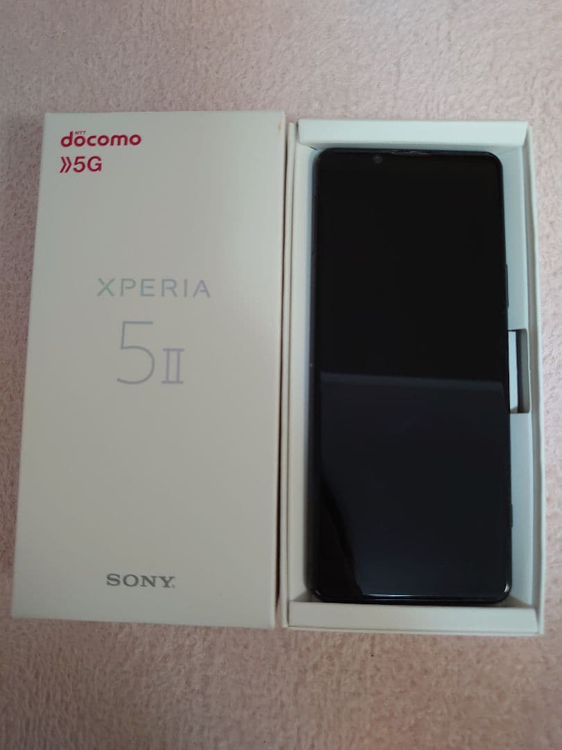 Xperia 5 II 5G SO-52A ブラック ジャンク品(画面スジ)