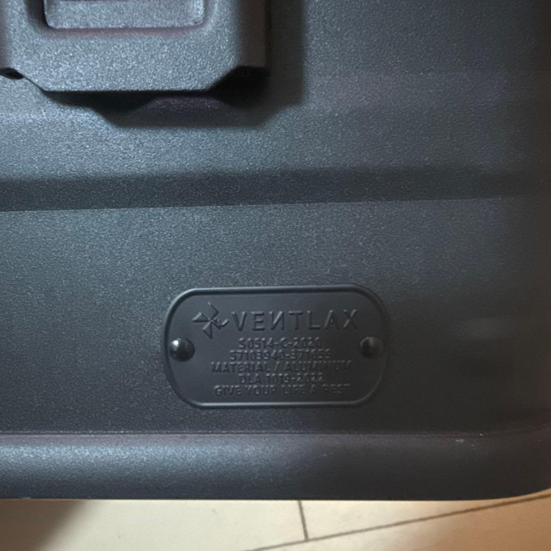 VENTLAX アルミコンテナ PANDORA ブラック46L 上蓋パネル付