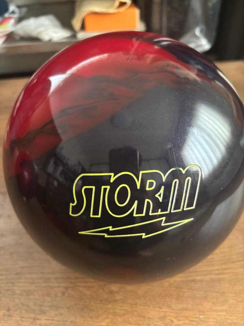 最終値下げ ボウリングボール THE ROAD 14ポンド