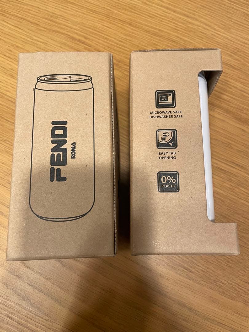 FENDI 水筒セット 黒・白