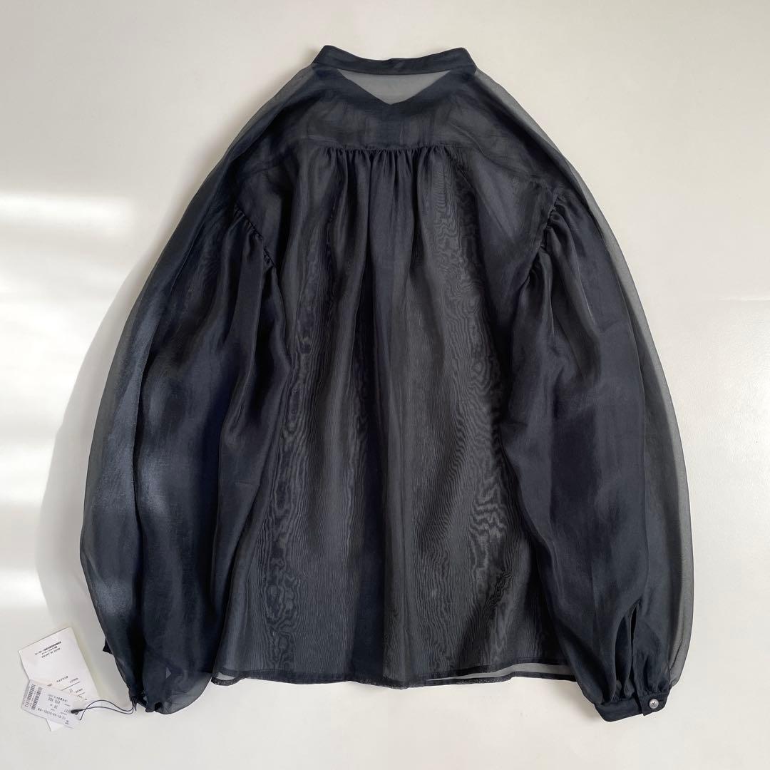 2025購入　新品　マカフィー　ソフトオーガンジーバンドカラーブラウス　ブラック