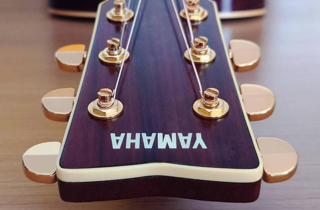 【YUKI.itzy0369】 ヤマハ　LL-TA エレアコ