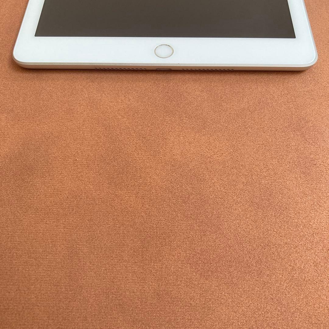 865 電池ほぼ新品☆比較的美品☆iPad6第6世代 32GB WIFIモデル☆