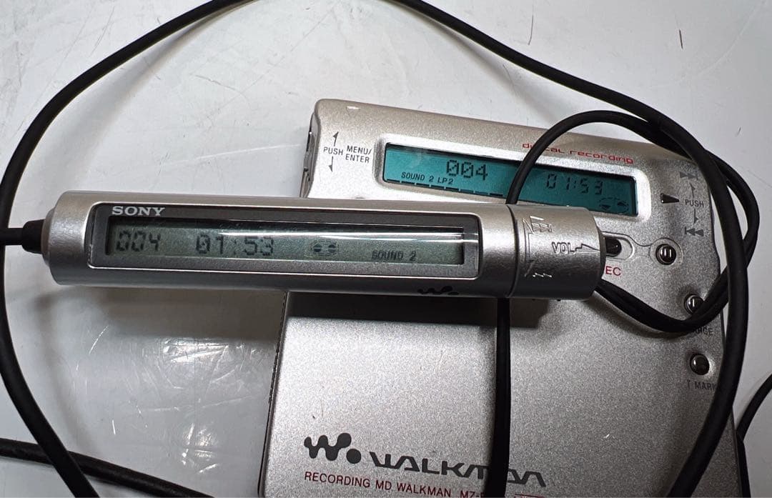 SONY MDウォークマン MZ-R900 シルバー