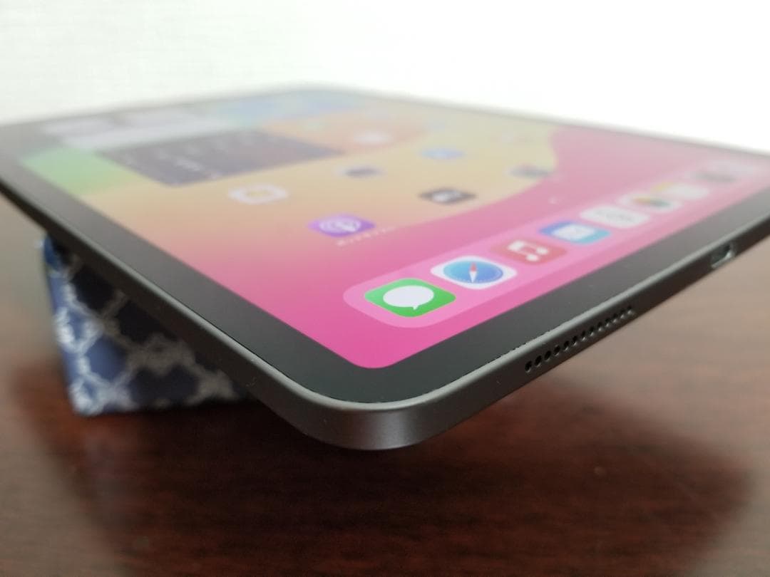 A95美品 ipad Pro 11 A12◆64GBバッテリー85％ A1980