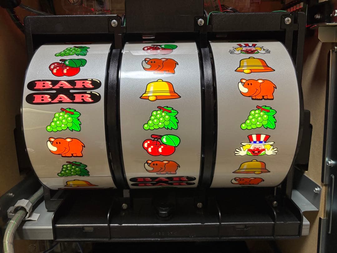 アイムジャグラー　6号機　不要機　データカウンター付　※割れあり