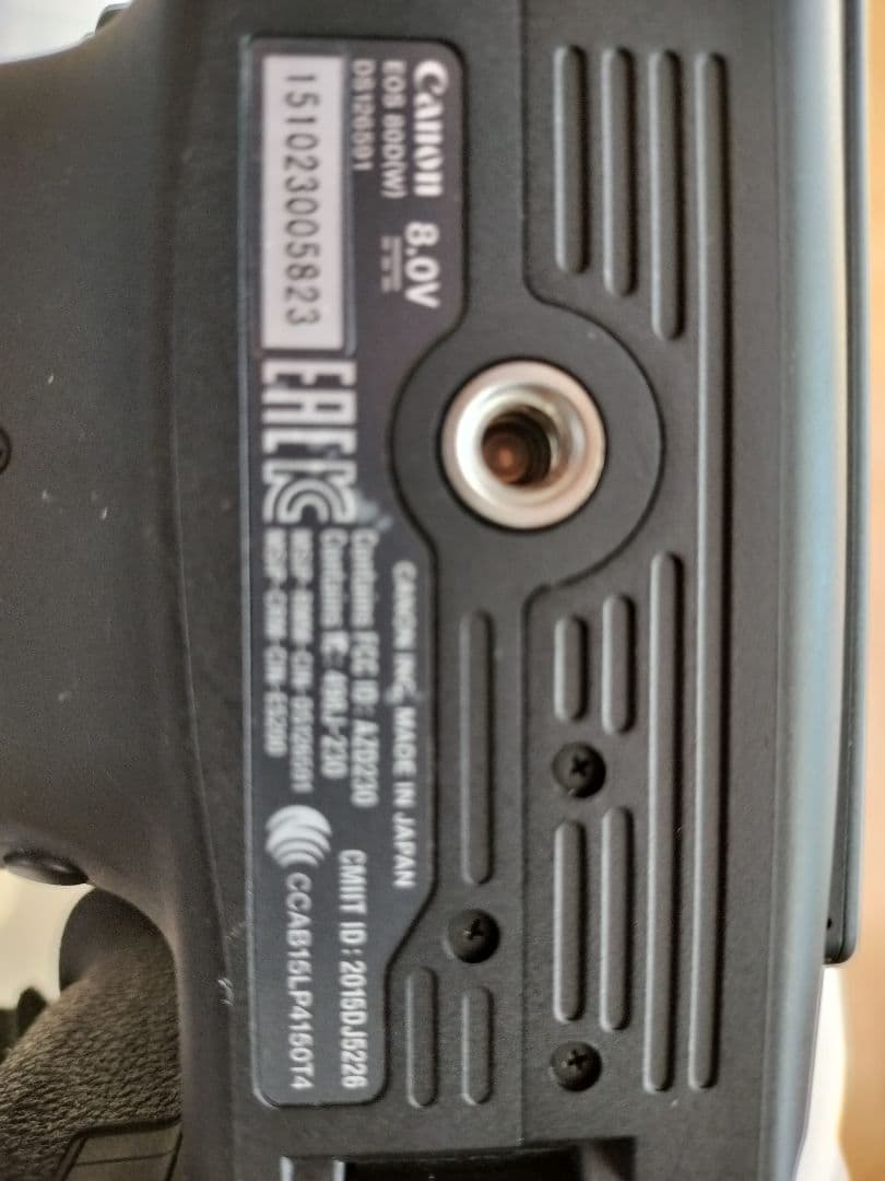 ☆Canon EOS 80D デジタル一眼レフEF-S 18-135mm