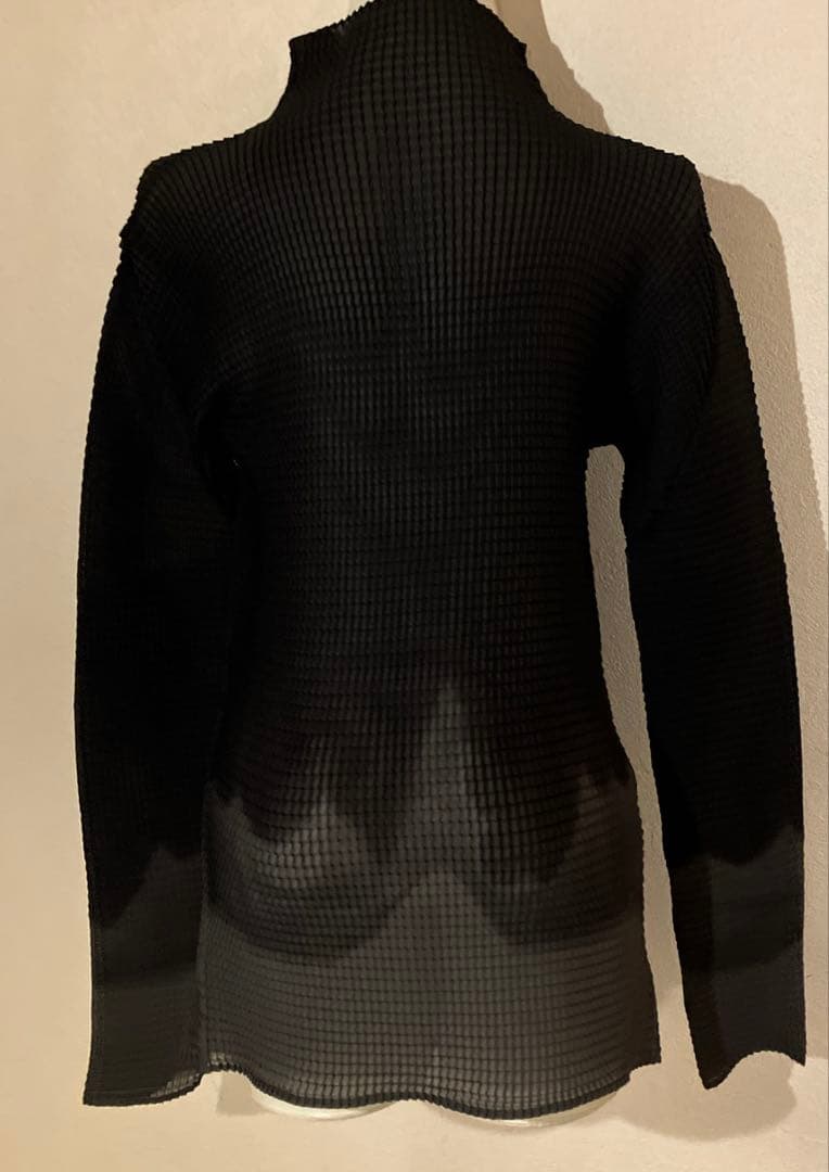 イッセイミヤケ　プリーツプリーズ　墨絵模様　裾長目