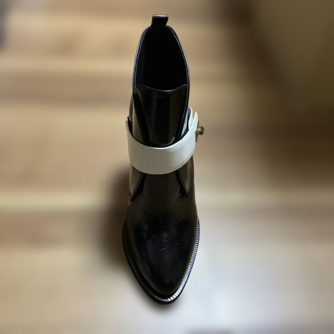 最終値下げ！ 新品！HUGO BOSSショートブーツ　size38☆