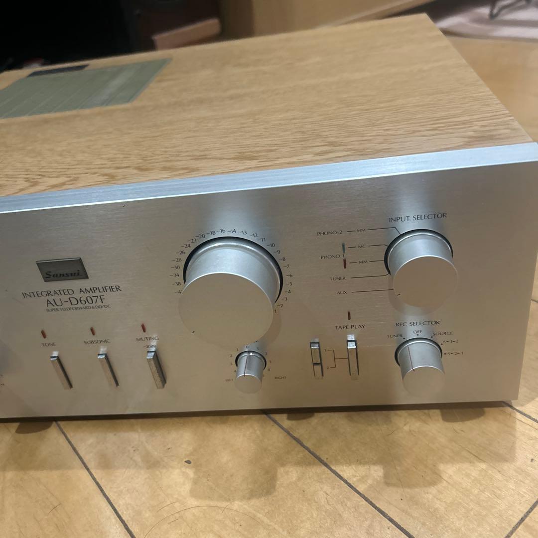 サンスイ SANSUI AU-D607 プリメインアンプ