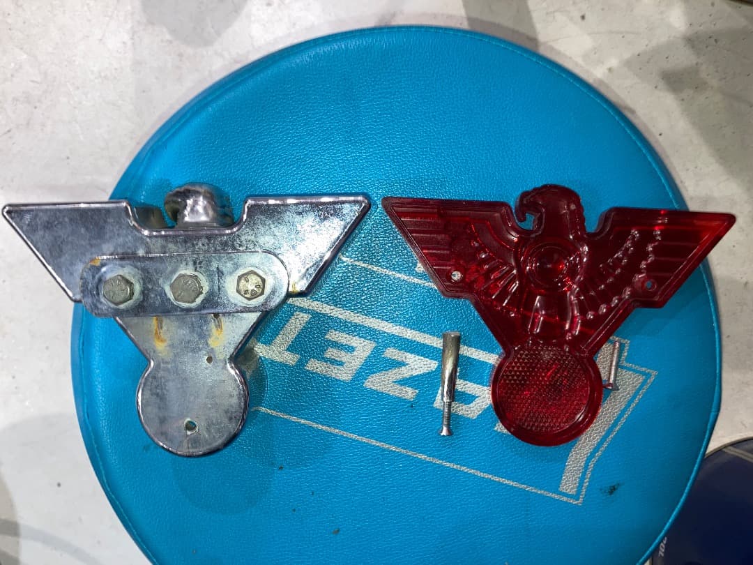 当時物ウォーバードテール（損傷あり）