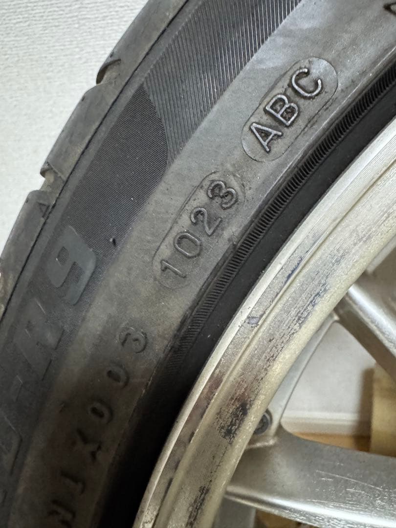 ロクサーニ・マルチフォルケッタ　20インチ　4本