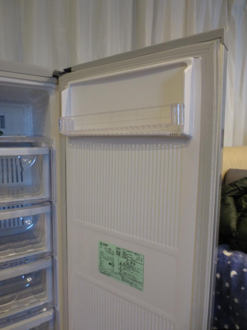 【もんた】三菱冷蔵庫 MF-U12D-S