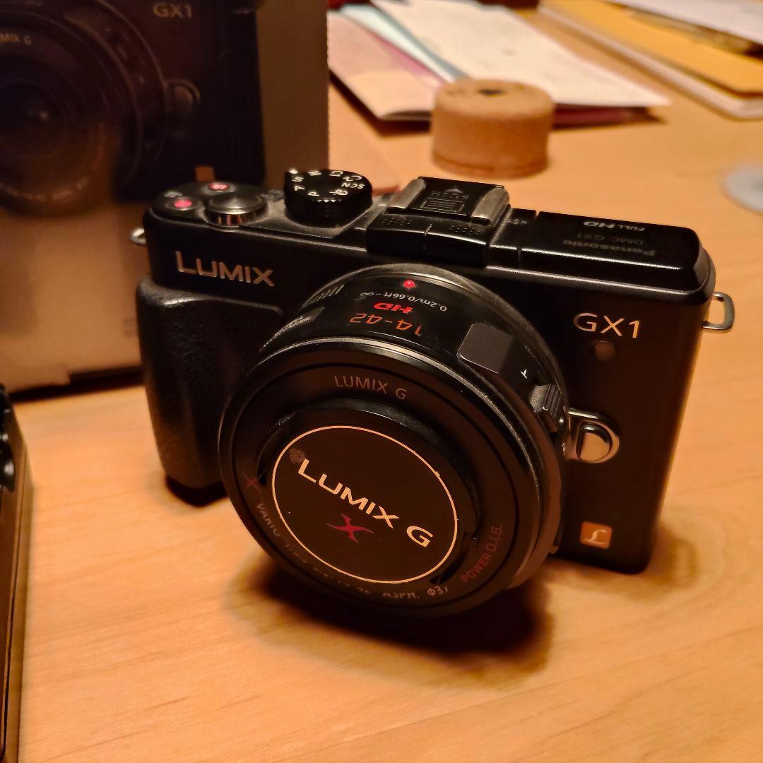 Panasonic LUMIX GX1 ミラーレスカメラ 14-42mmレンズ付