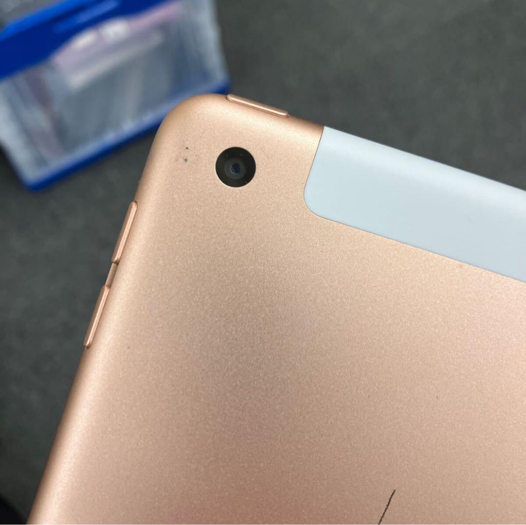 iPad 第8世代　128GB シルバー　Cellularモデル