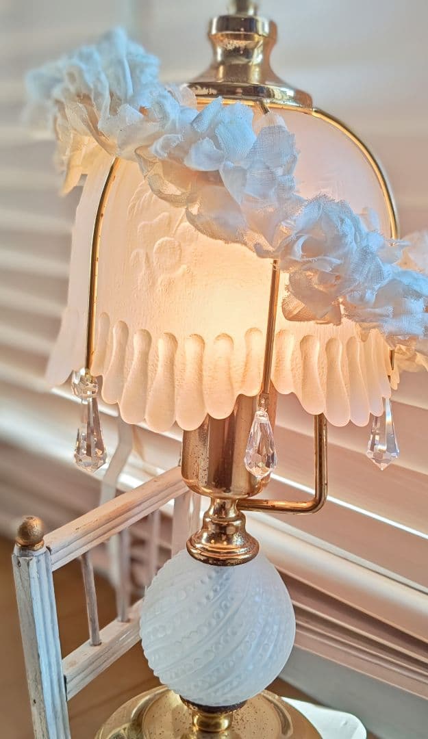 フランスアンティーク✨️布花冠・テーブルランプ ２点セット ブロカント