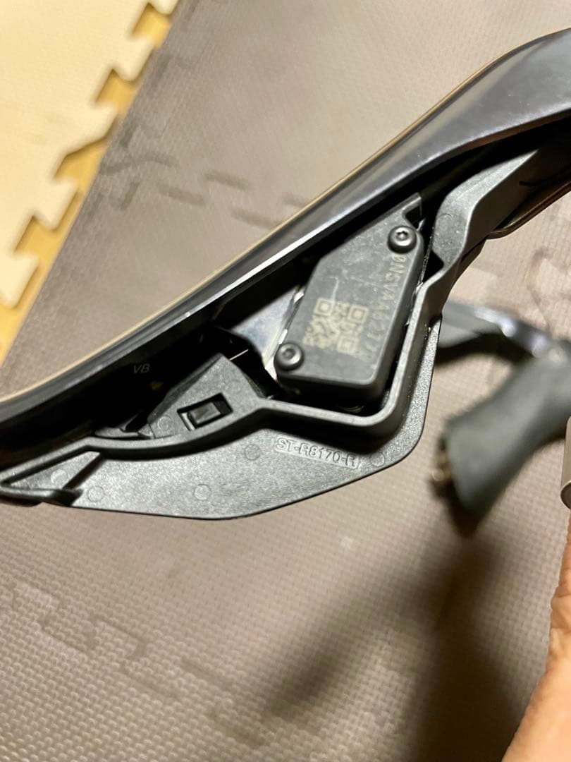 ULTEGRA Di2 ST-R8170 デュアルコントロールレバー　左右