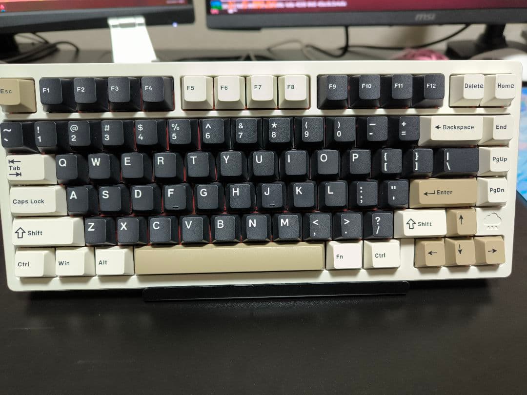 Rainy 75 Pro (英語配列) ホワイト