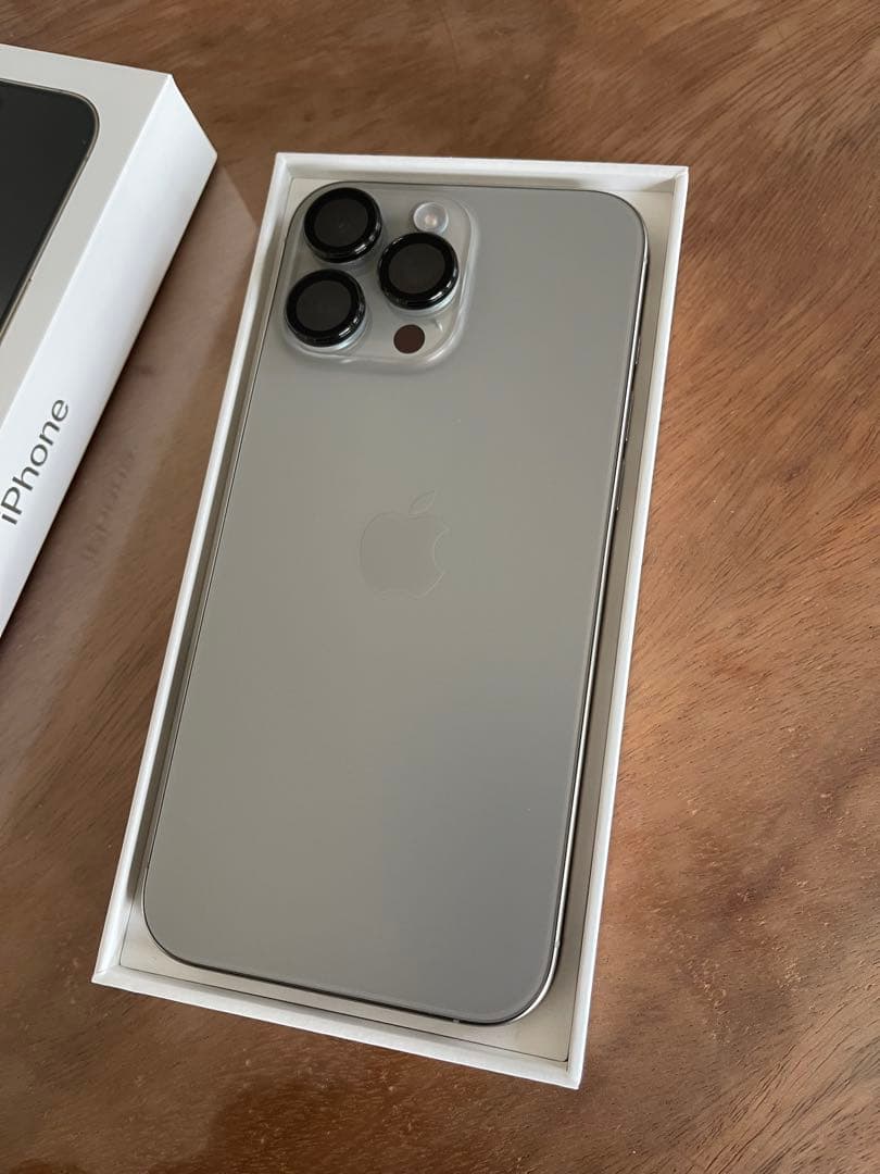 iPhone 16 Pro Max 1TB 美品　ナチュラルチタニウム