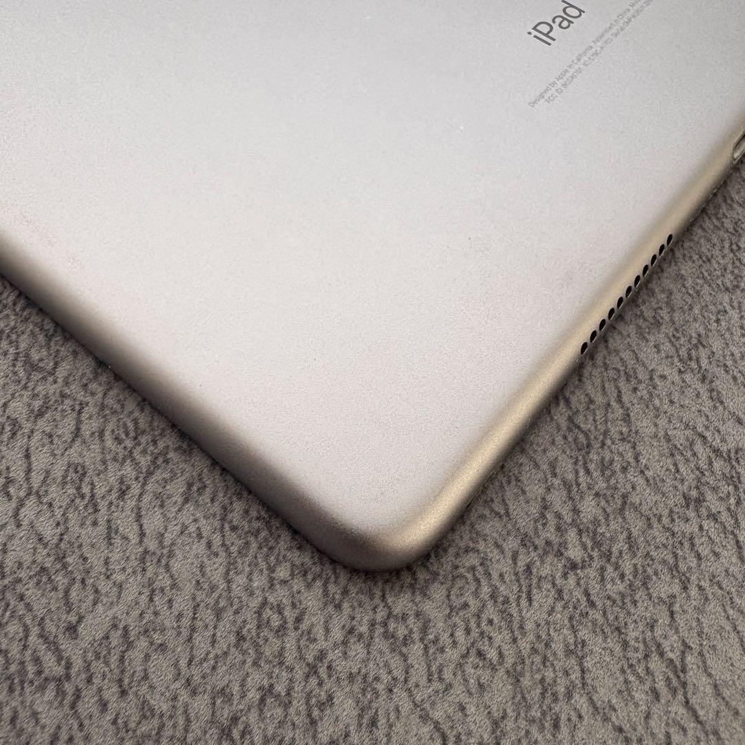 iPad Pro 10.5インチ 64GB Wi-Fi MQDT2J/A