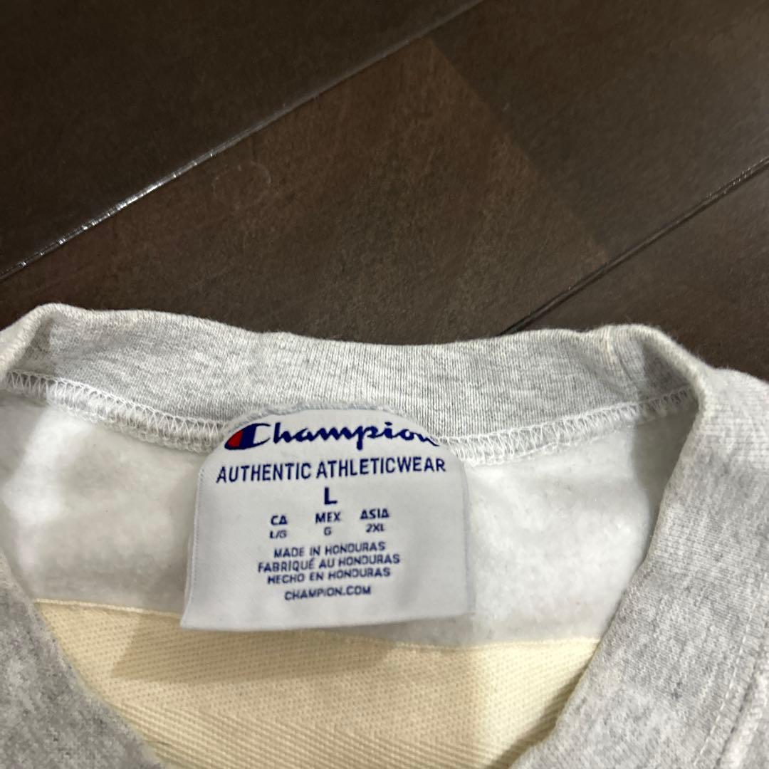 Champion NAVY リバースウィーブスウェット