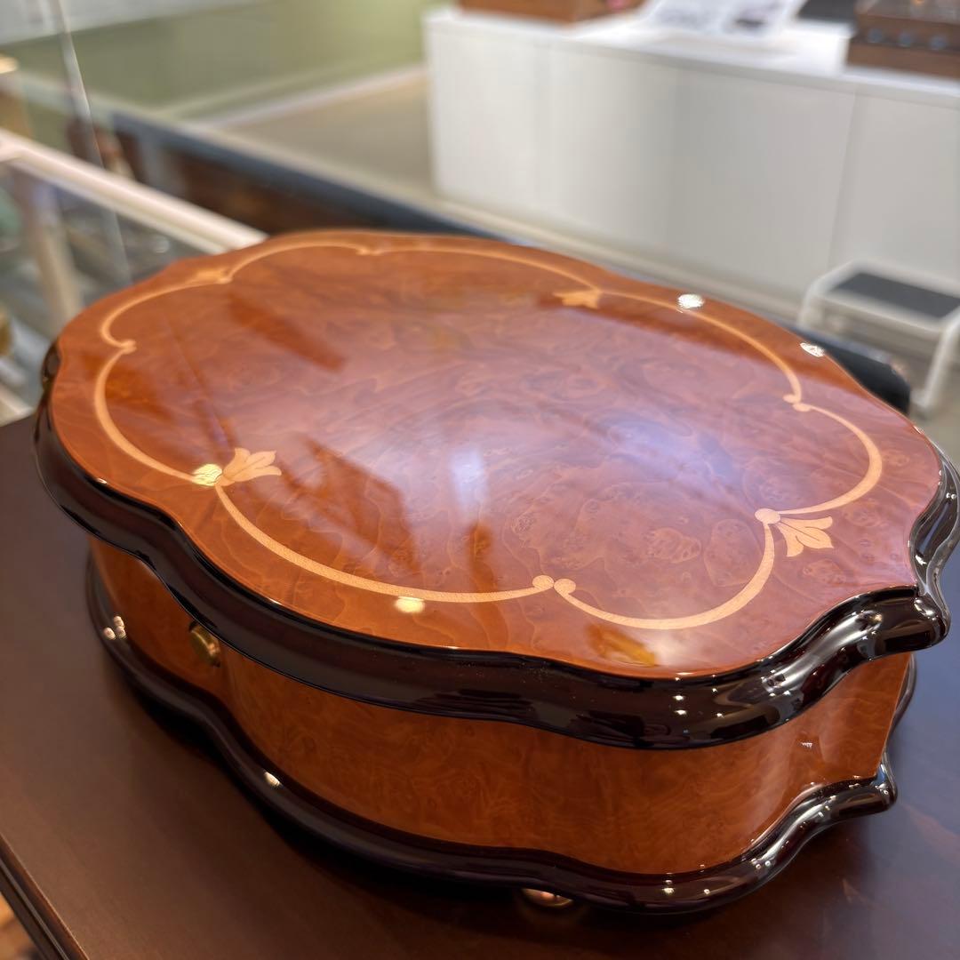 リュージュ72弁オルゴール 星に願いを リーフ型象篏細工Fleur de Lys