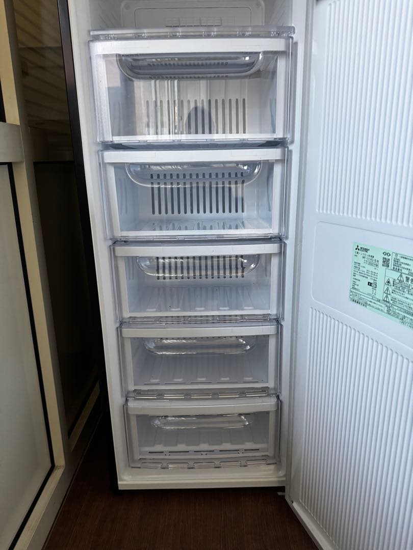 三菱　サファイアブラック [144L /1ドア /右開き　美品　送料無料