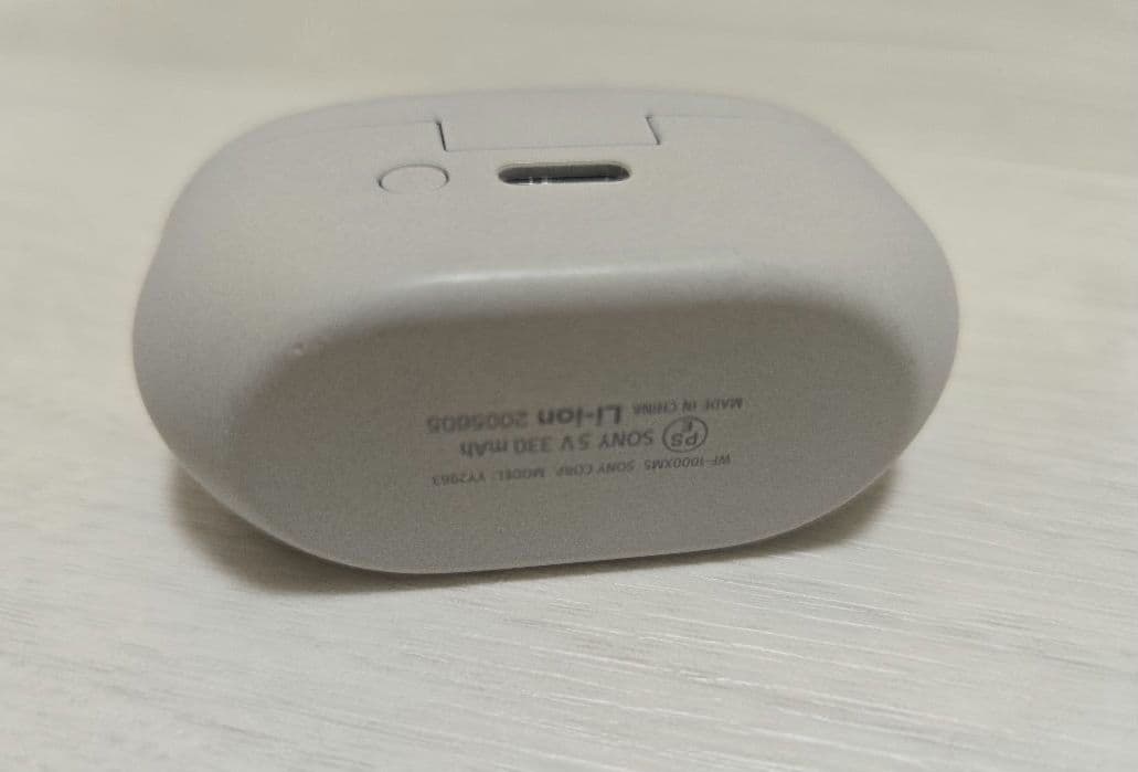 SONY WF-1000XM5　ワイヤレスイヤホン　プラチナシルバー