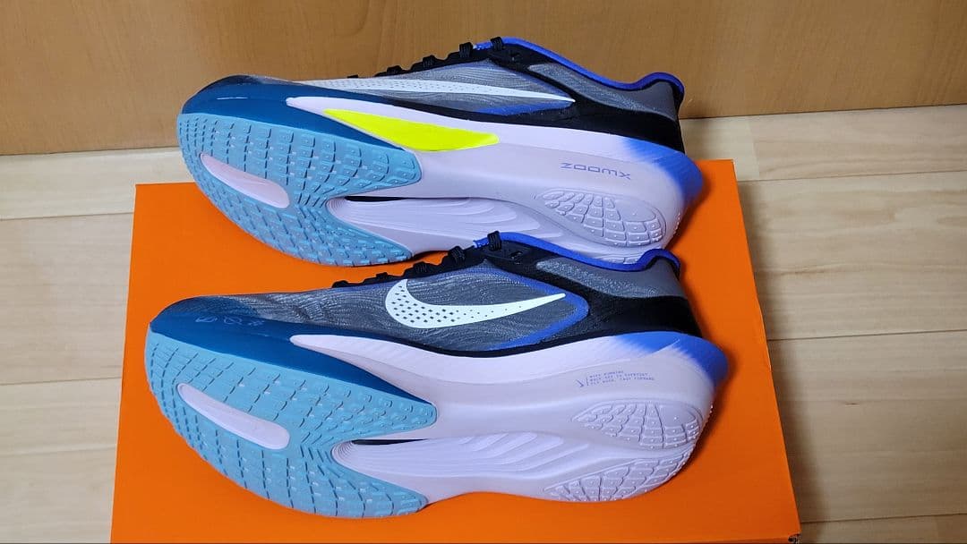 【新品未使用】ナイキ メンズ ランニングシューズ ズームフライ6 26.5cm