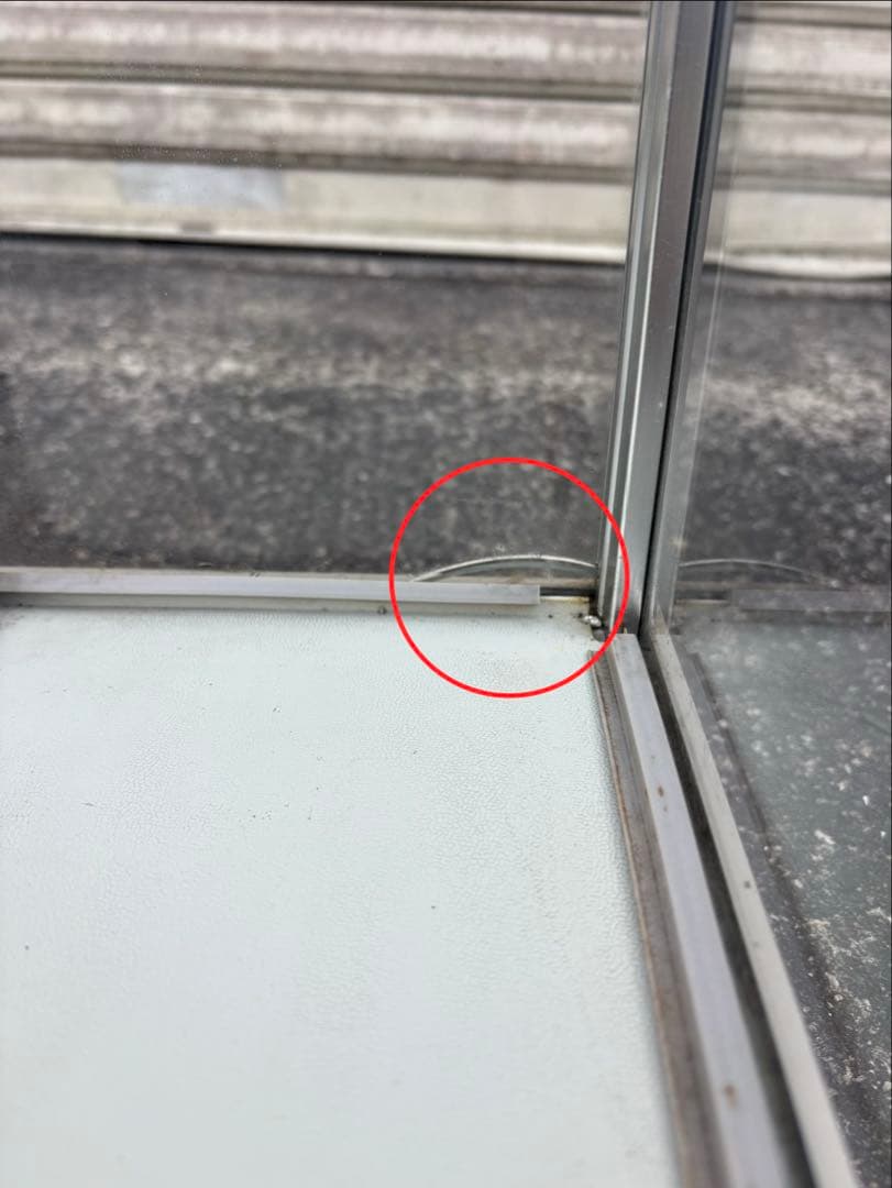 【希少・台形】昭和レトロなショーケース中型・棚板2枚あります。