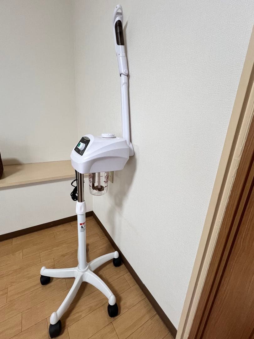 SEVEN BEAUTY フェイシャルスチーマー FS100 ホワイト