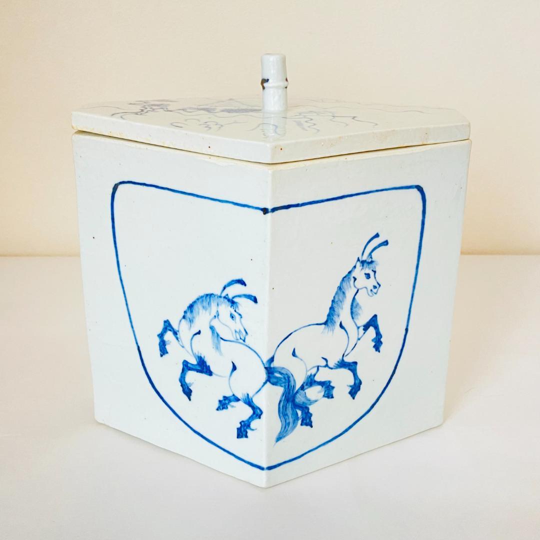 菱馬水指 染付　景徳鎮窯 王懐英　共箱入　茶道具　茶器　陶芸　伝統工芸品