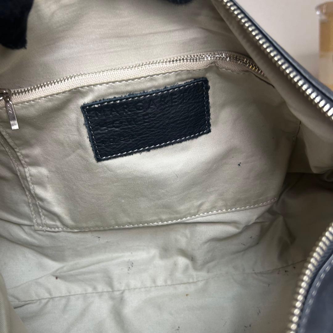 良品　マーガレットハウエル　ショルダーバッグ　ドラム型　レザー　黒　斜め掛け◎