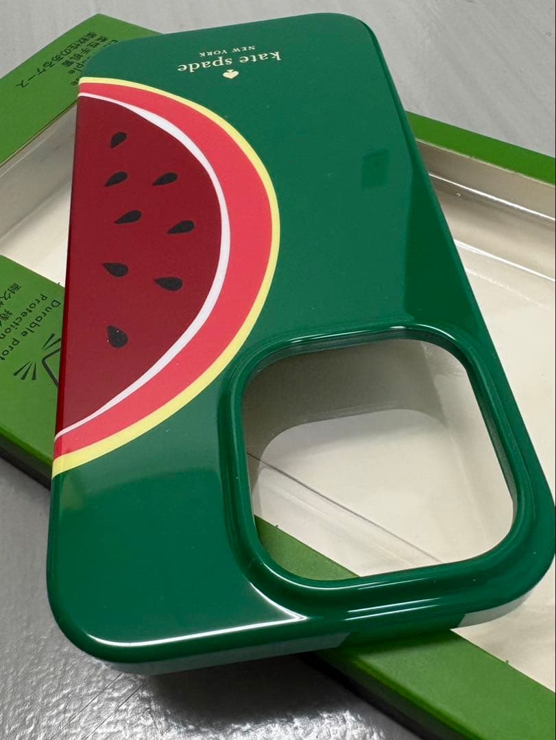 ☆人気商品☆ KATE SPADE iPhone14Pro対応ケース KB634