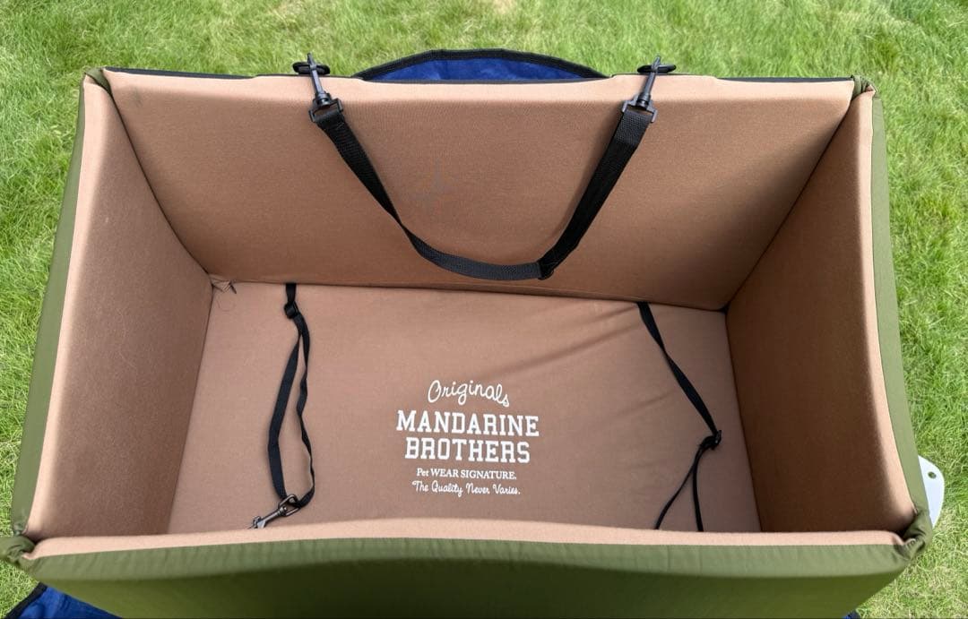 MANDARINE BROTHERS ドライビングクッション ワイド カーキ