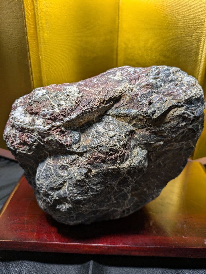 原石 6.8kg ？？？ 濡らし無し 希少 レア品