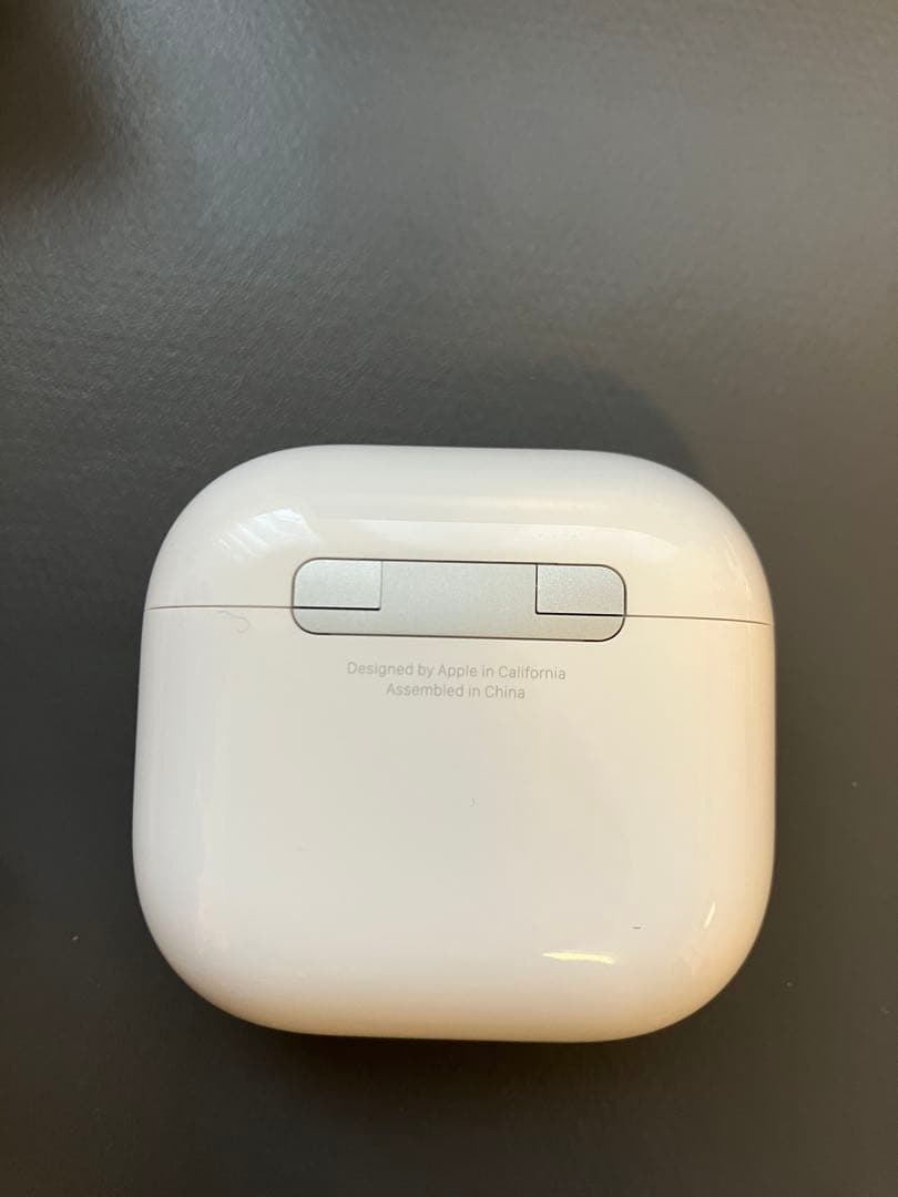 AirPods 4 ノイズキャンセリング機能有り