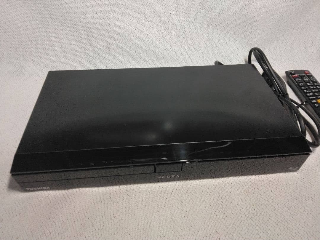 TOSHIBA DBR-C100 HDD BDレコーダー　ブルーレイ