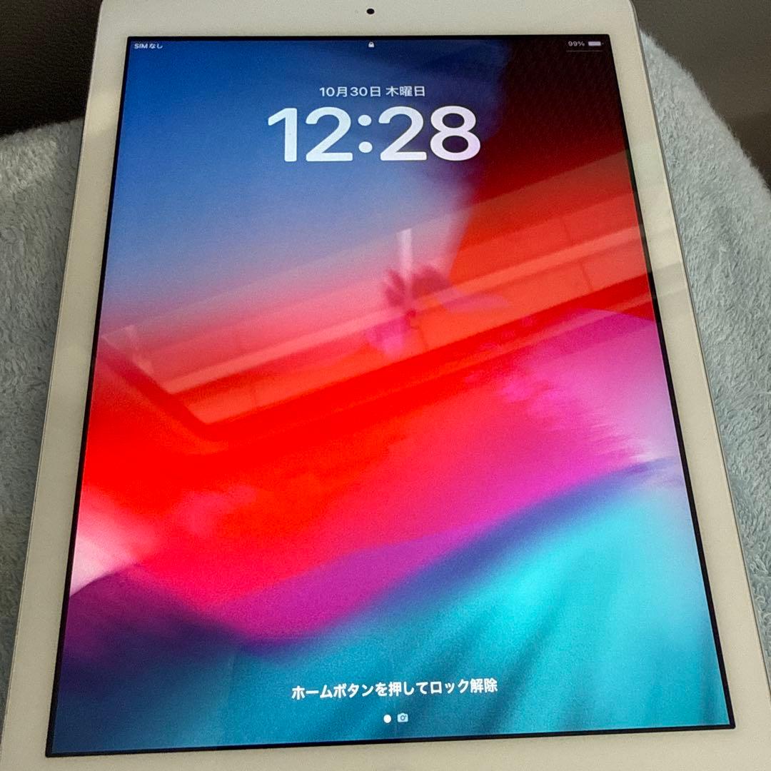 Apple iPad (モデルA1954) シルバー6世代32GB美品